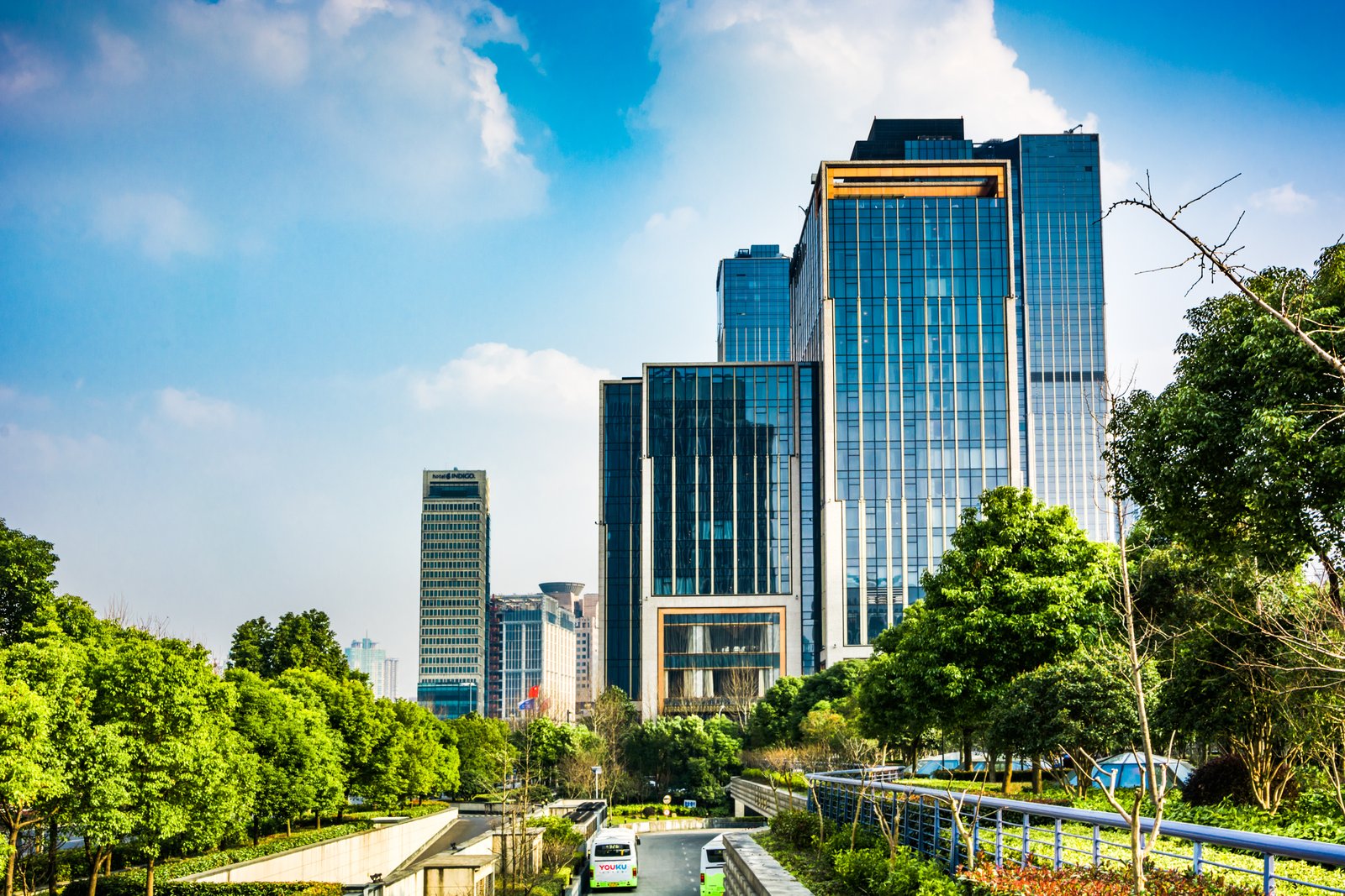 Why Malad Is the Next Hotspot for Buyers in Mumbai